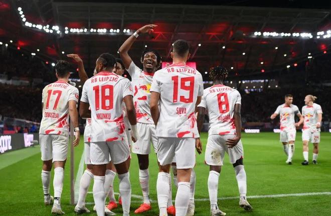 开云-里程碑夜！布莱顿伤情更新，德国杯今晨刷纪录，媒体盛赞，纪律约束更严格的简单介绍