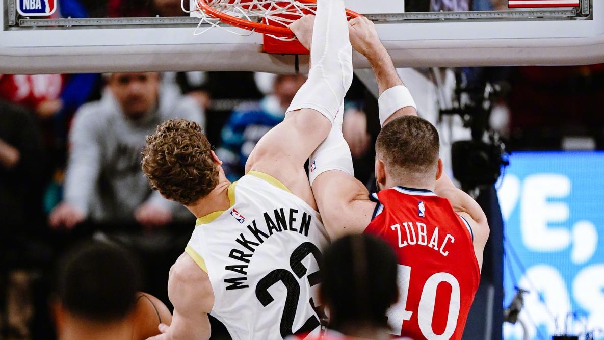 开云-关于哈登在加拿大队比赛中回归赛场，爆冷引发热议！的信息