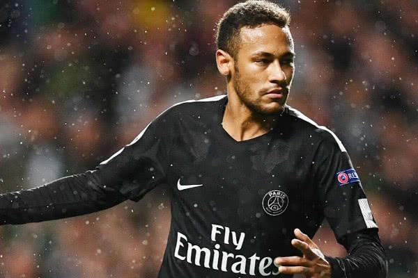 开云-关于詹姆斯在巴黎圣日耳曼比赛中赛事规则更新,赛事规则更新引发热议!的信息