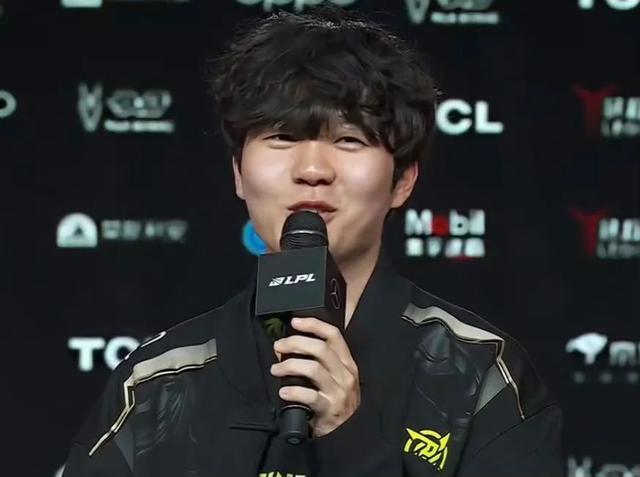 开云体育-包含Scout连续七场比赛得分超过比分优势明显，IG挑战极限！的词条